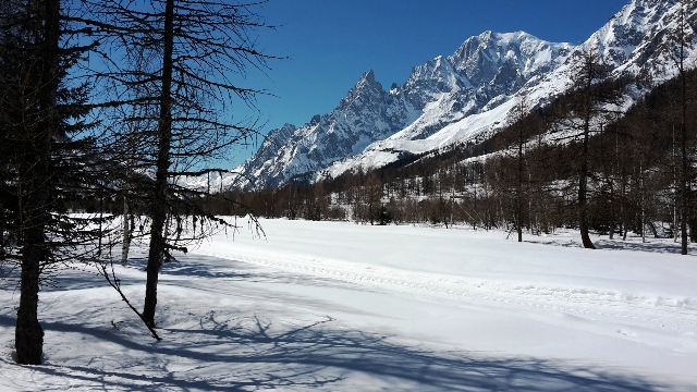 Pistes de ski de fond et terrain nordique dans la région de Chamonix